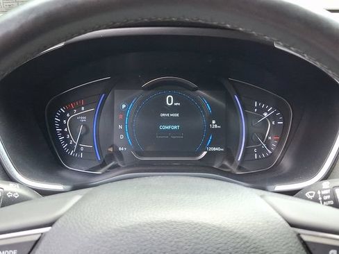 Used 2019 Hyundai Santa Fe AWD image 23