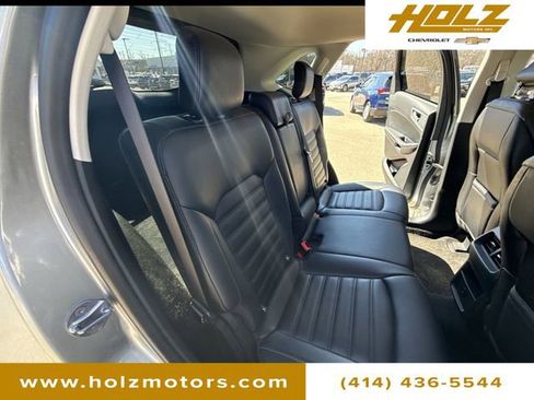 Used 2024 Ford Edge SEL image 26