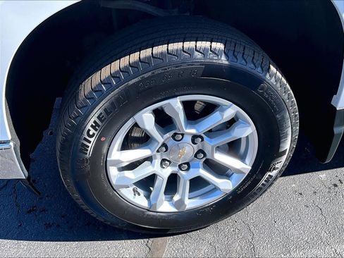 Used 2023 Chevrolet Silverado 1500 LT image 7