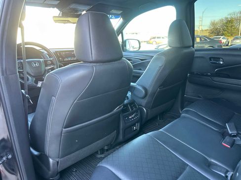 Certified 2019 Honda Passport Touring image 32