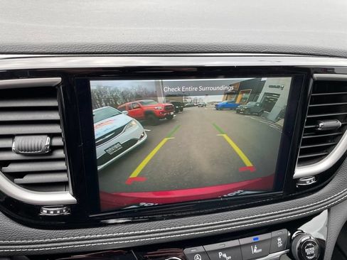 New 2026 Chrysler Pacifica Select AWD/4WD image 16