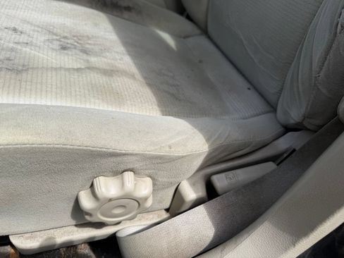 Used 2005 Mitsubishi Lancer ES FWD image 6