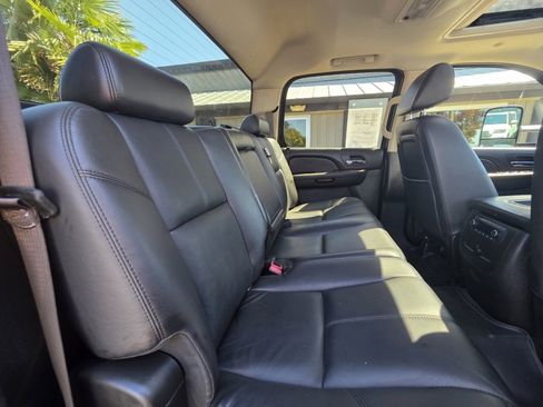 Used 2008 Chevrolet Silverado 2500 LTZ w/ Sun And Navigation Package image 14