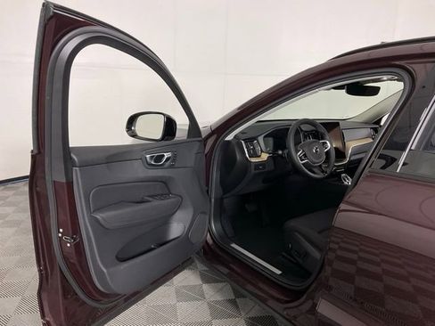 New 2026 Volvo XC60 B5 Core w/ Protection Package Premier image 28
