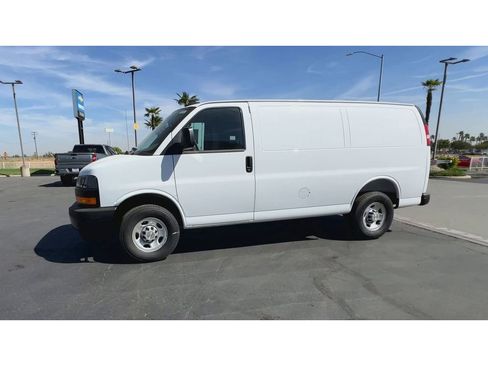 New 2025 Chevrolet Express 2500 w/ Driver Convenience Package image 6