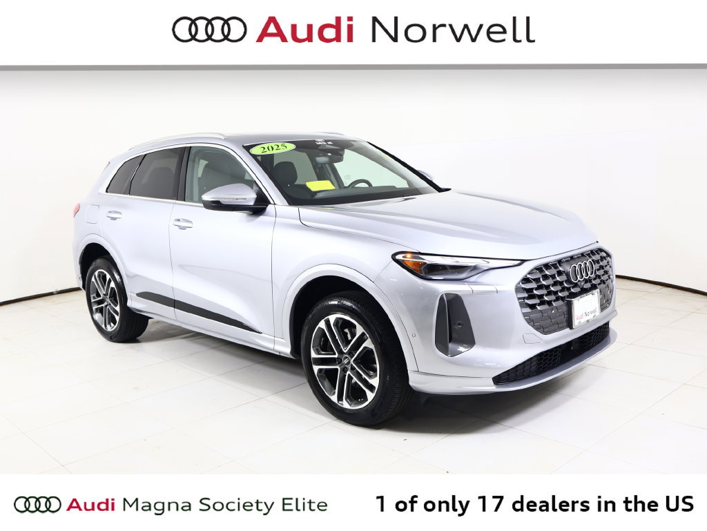 Used 2025 Audi Q5 Premium w/ Convenience Package AWD/4WD image 1