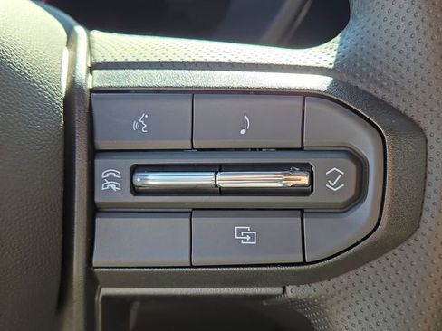 Used 2026 Chevrolet Colorado W/T w/ WT Custom Package RWD image 22