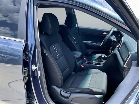 Used 2018 Kia Sportage LX FWD image 9