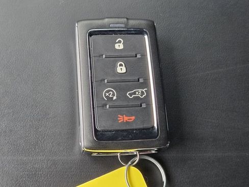 Used 2022 Jeep Grand Cherokee Summit AWD/4WD image 23