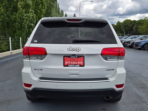 Used 2018 Jeep Grand Cherokee Limited AWD/4WD image 5