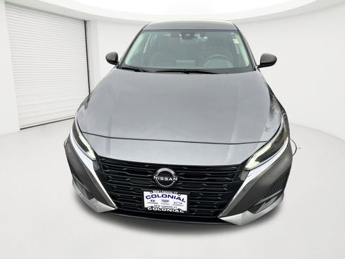 Used 2024 Nissan Altima 2.5 SV FWD image 22