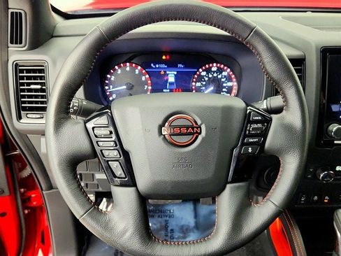 Used 2023 Nissan Frontier Pro-X w/ Pro-X Premium Package RWD image 13