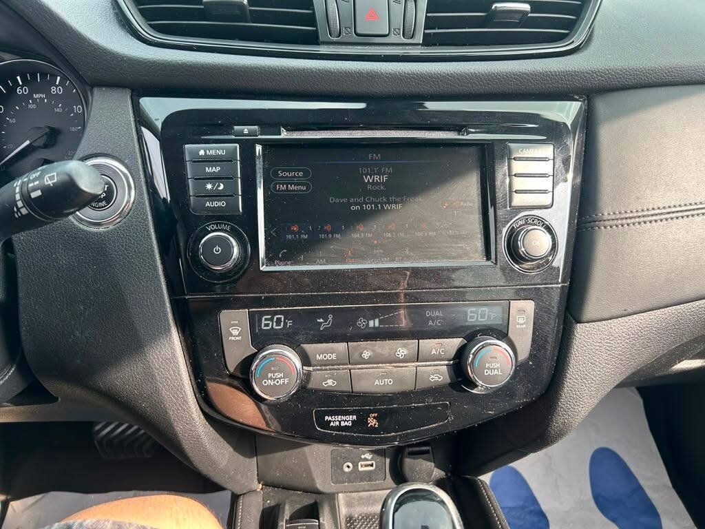 Used 2019 Nissan Rogue SL w/ Premium Package AWD/4WD image 14