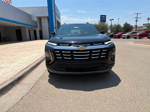 Used 2025 Chevrolet Equinox LT w/ Convenience Package II FWD image 5