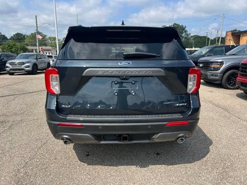 Certified 2023 Ford Explorer XLT w/ Equipment Group 202A AWD/4WD image 5