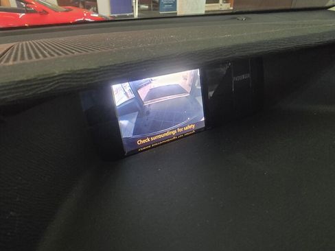 Used 2011 Toyota Sienna XLE image 25