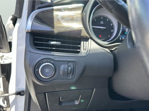 Used 2020 Buick Envision Essence w/ Experience Buick Package image 31