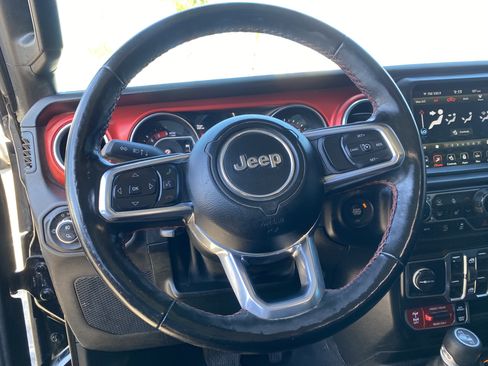 Used 2021 Jeep Gladiator Rubicon AWD/4WD image 29