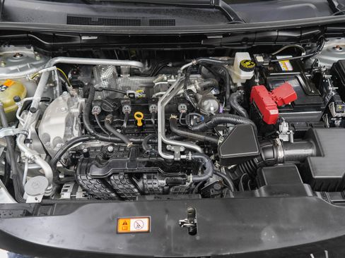 Used 2025 Mitsubishi Outlander ES AWD/4WD image 29