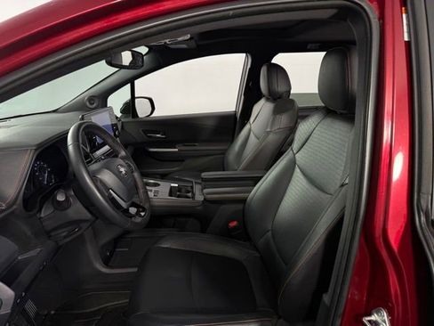 Used 2021 Toyota Sienna XSE w/ XSE Plus Package AWD/4WD image 12