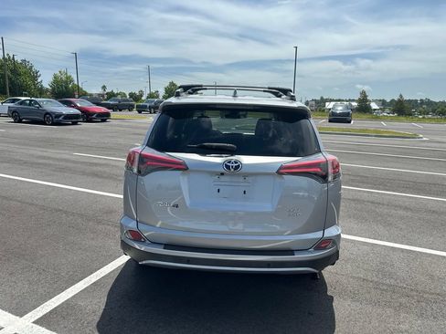 Used 2017 Toyota RAV4 XLE AWD/4WD image 33