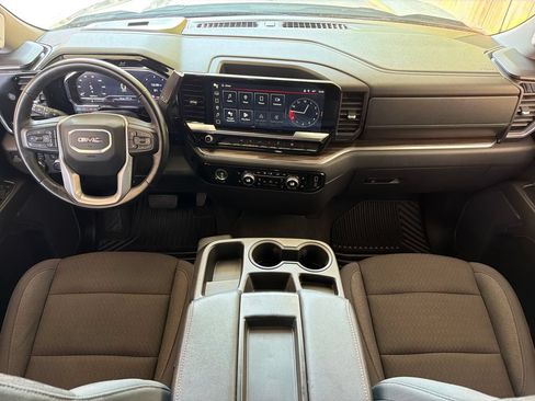 Used 2024 GMC Sierra 1500 Elevation AWD/4WD image 24