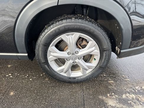 Certified 2023 Honda HR-V LX image 13