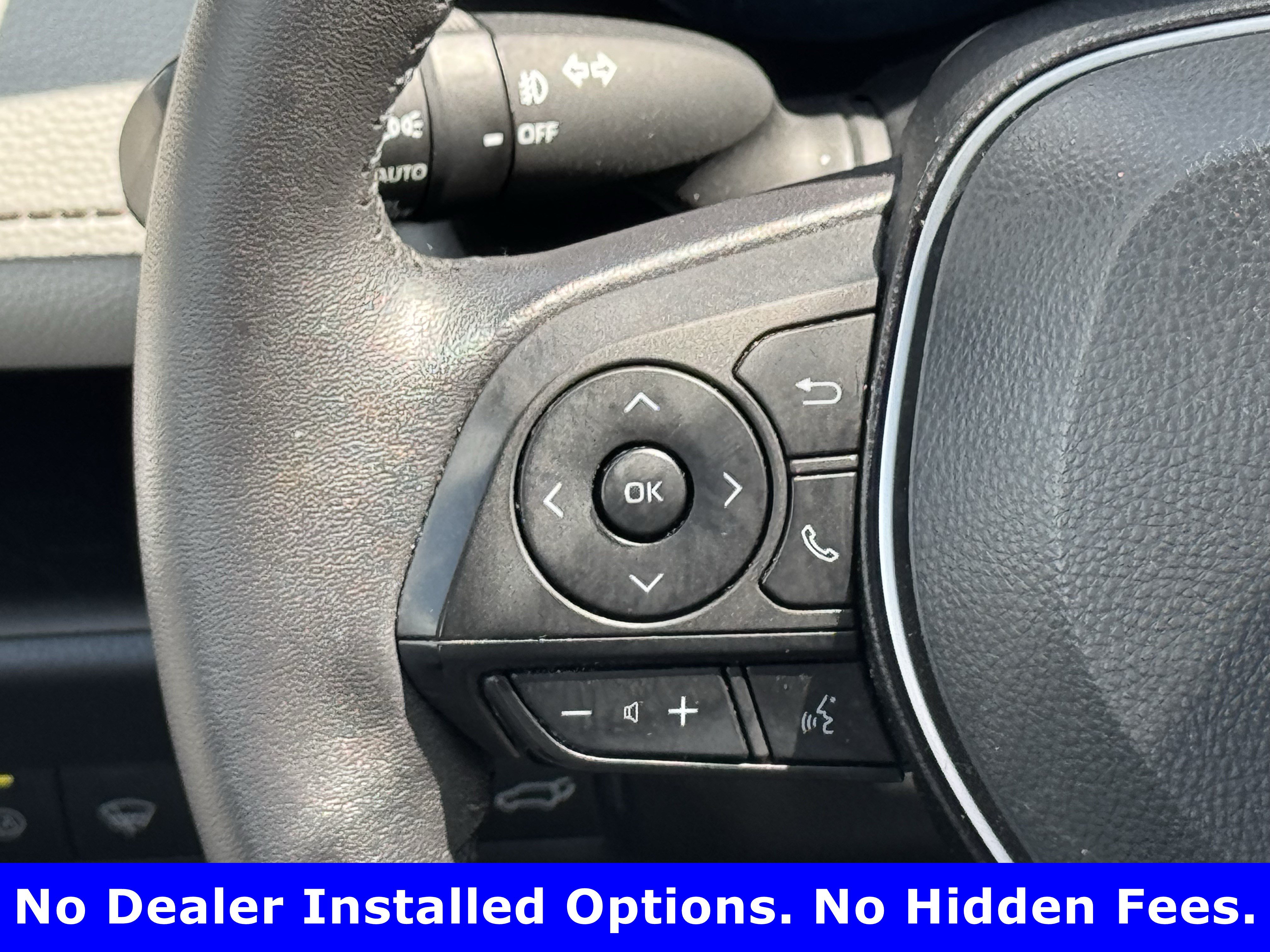 Used 2022 Toyota RAV4 XLE Premium AWD/4WD image 12