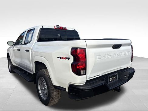 Certified 2024 Chevrolet Colorado W/T image 19