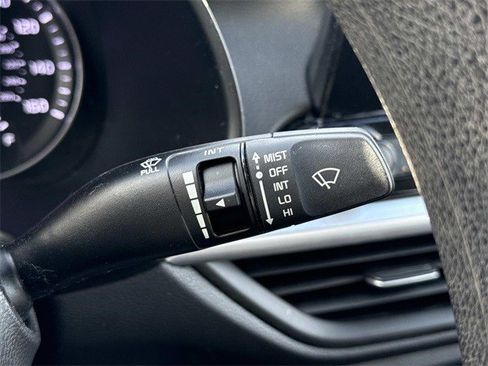 Used 2023 Kia Forte LXS w/ LXS Technology Package image 25