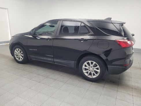 Used 2021 Chevrolet Equinox LS FWD image 3