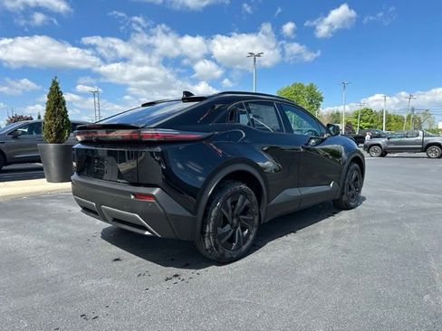New 2026 Toyota C-HR AWD/4WD image 7