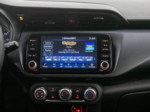 Used 2023 Nissan Kicks SV FWD image 15