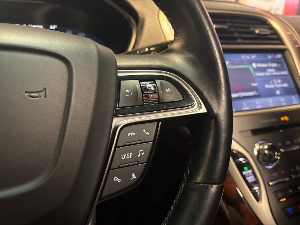 Used 2020 Lincoln Nautilus Reserve AWD/4WD image 37