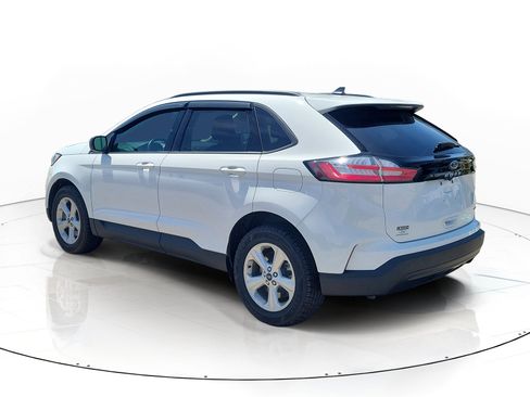 Used 2022 Ford Edge SE AWD/4WD image 4