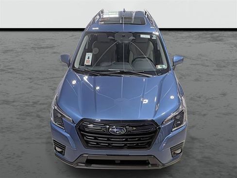 Used 2023 Subaru Forester Premium AWD/4WD image 6