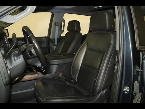 Used 2020 Chevrolet Silverado 1500 LT Trail Boss AWD/4WD image 20