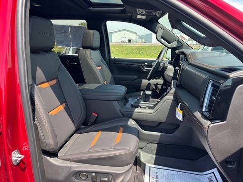 Used 2026 GMC Sierra 1500 AT4 w/ Technology Package AWD/4WD image 16