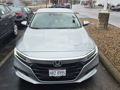 Used 2019 Honda Accord LX image 11