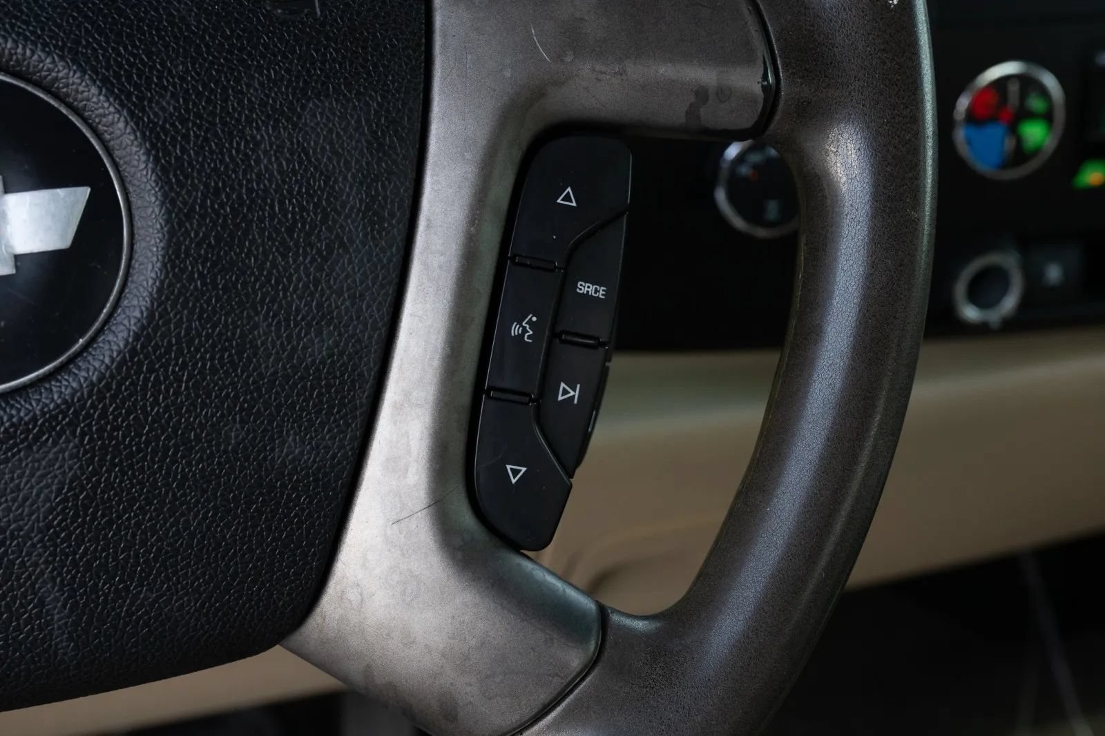 Used 2007 Chevrolet Silverado 1500 LT w/ 1LT Convenience Package AWD/4WD image 24