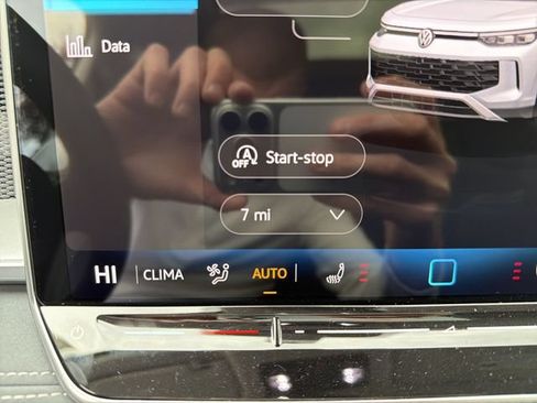 New 2026 Volkswagen Tiguan SE AWD/4WD image 16
