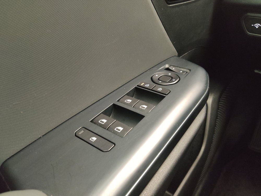Used 2025 Kia K4 FWD image 27