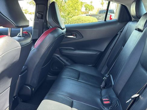 Used 2026 Toyota Prius Plug-In Hybrid FWD image 30