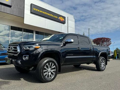 Used 2021 Toyota Tacoma Limited w/ Blackout Package (TMS) AWD/4WD image 20