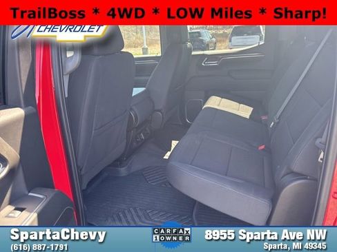 Used 2024 Chevrolet Silverado 1500 LT Trail Boss w/ Protection Package image 15