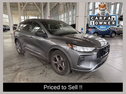 Used 2023 Ford Escape ST-Line w/ Tech Pack #1 FWD image 1