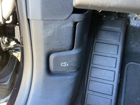 Used 2025 Ford Escape Active image 44