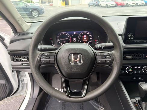 Used 2024 Honda Accord EX image 15