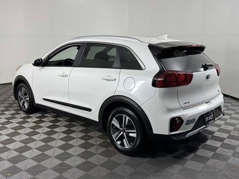 Used 2020 Kia Niro LXS FWD image 8