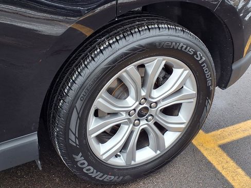 Used 2023 Ford Edge Titanium image 30